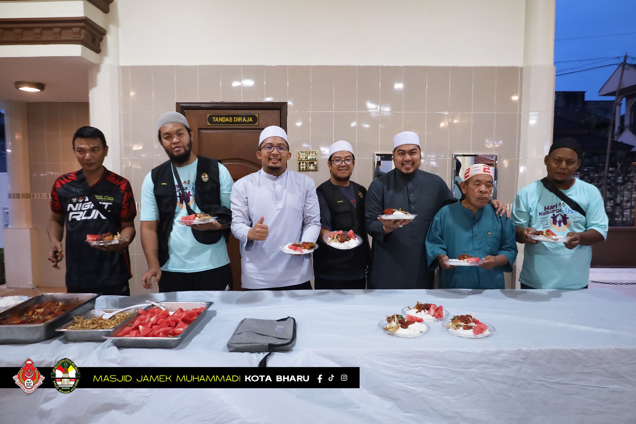 Majlis Berbuka Puasa Hari Asyura di Masjid Jamek Muhammadi Kota Bharu (Masjid negeri Kelantan)