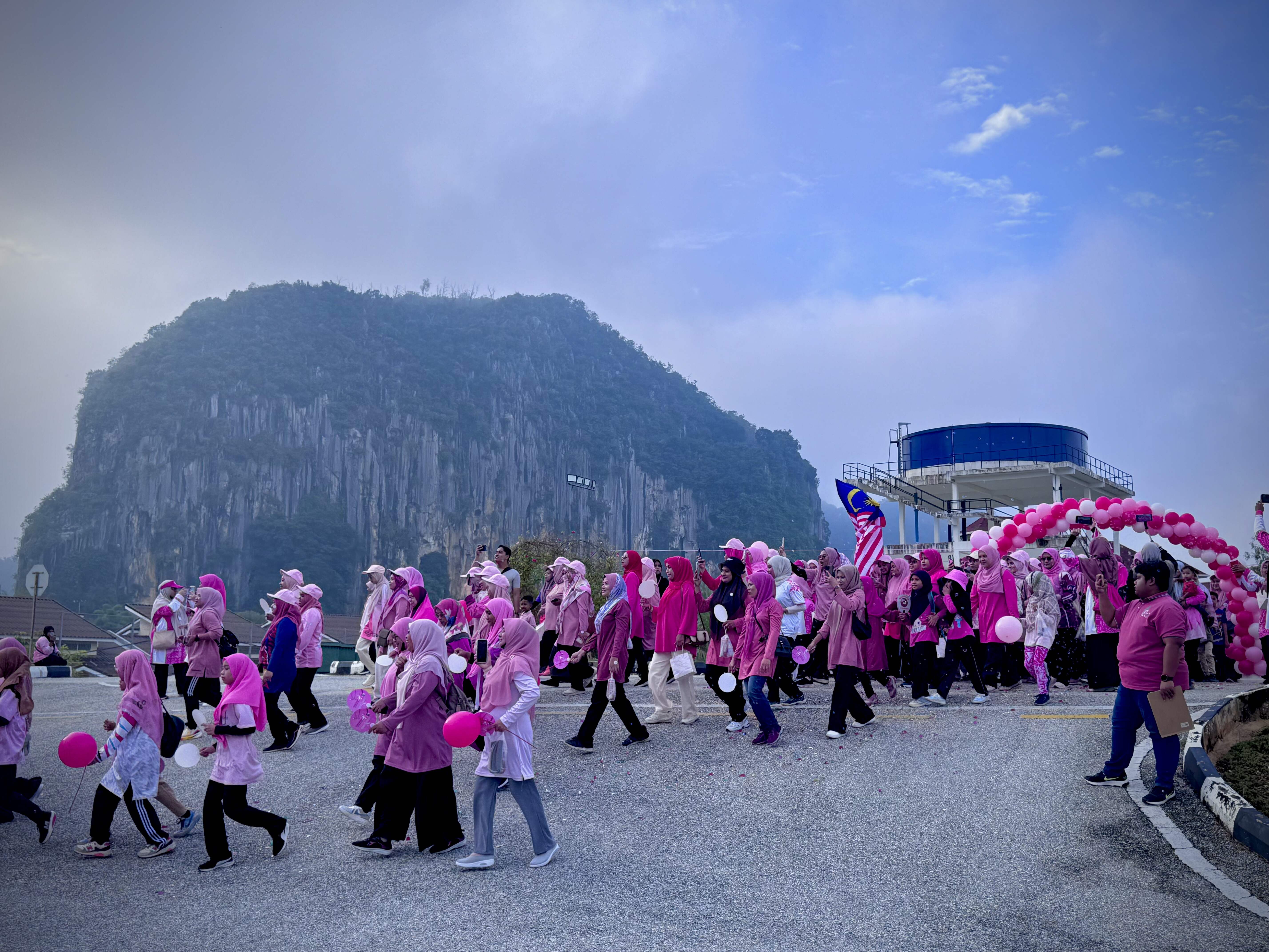 PROGRAM PINK WALK ANJURAN MAJLIS PERUNDANGAN WANITA PARLIMEN KOTA BHARU