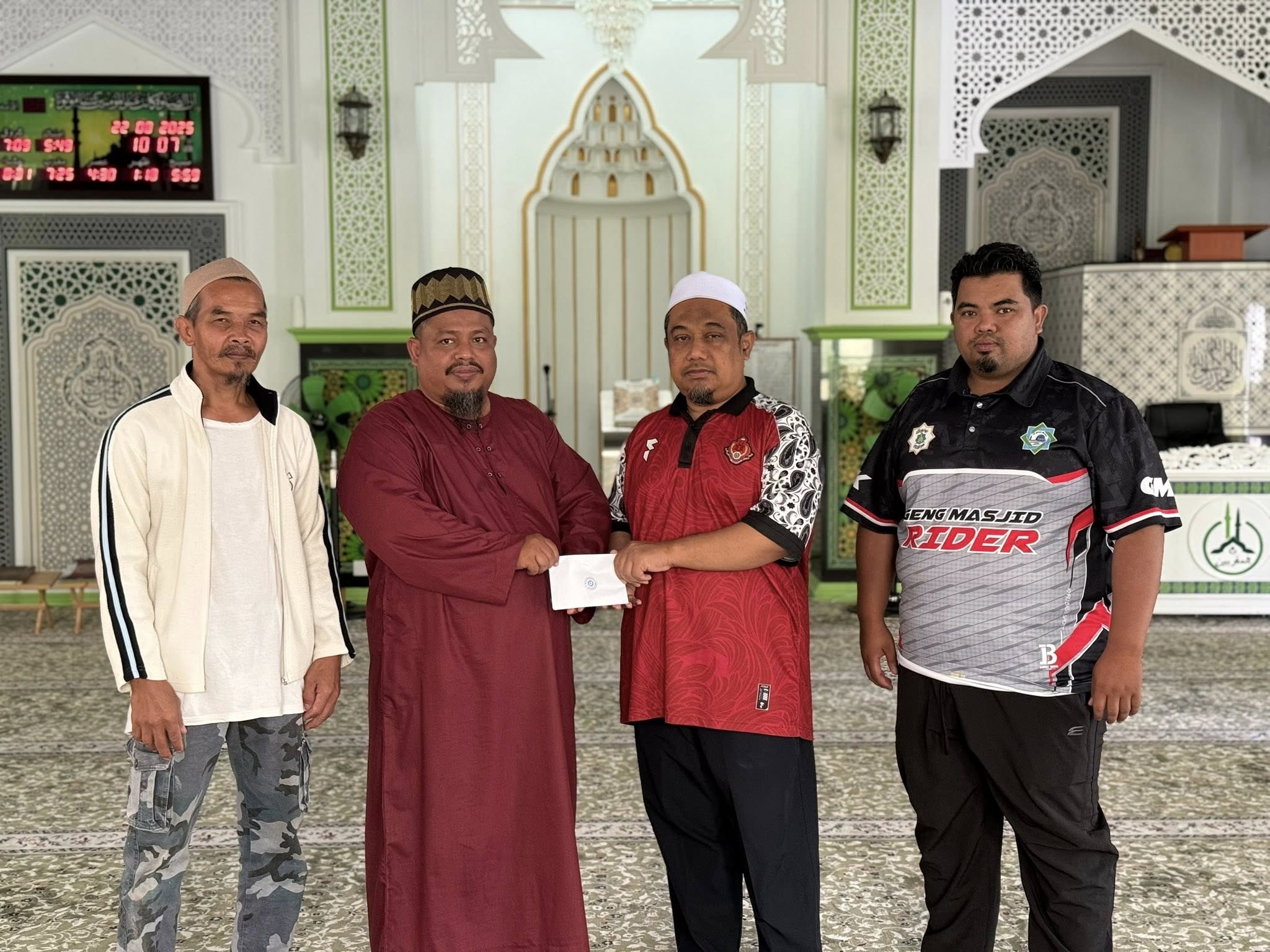 PENYAMPAIAN BANTUAN BENCANA RIBUT