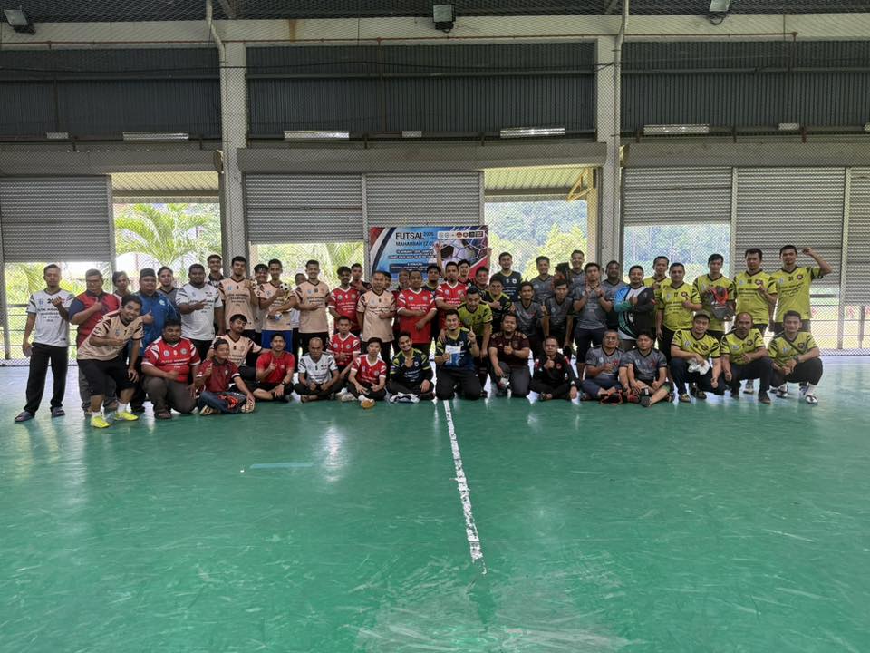 Perlawanan Futsal Mahabbah 6 Penjuru Peringkat Masjid Jamek Tengku Muhammad Faiz Petra Gua Musang