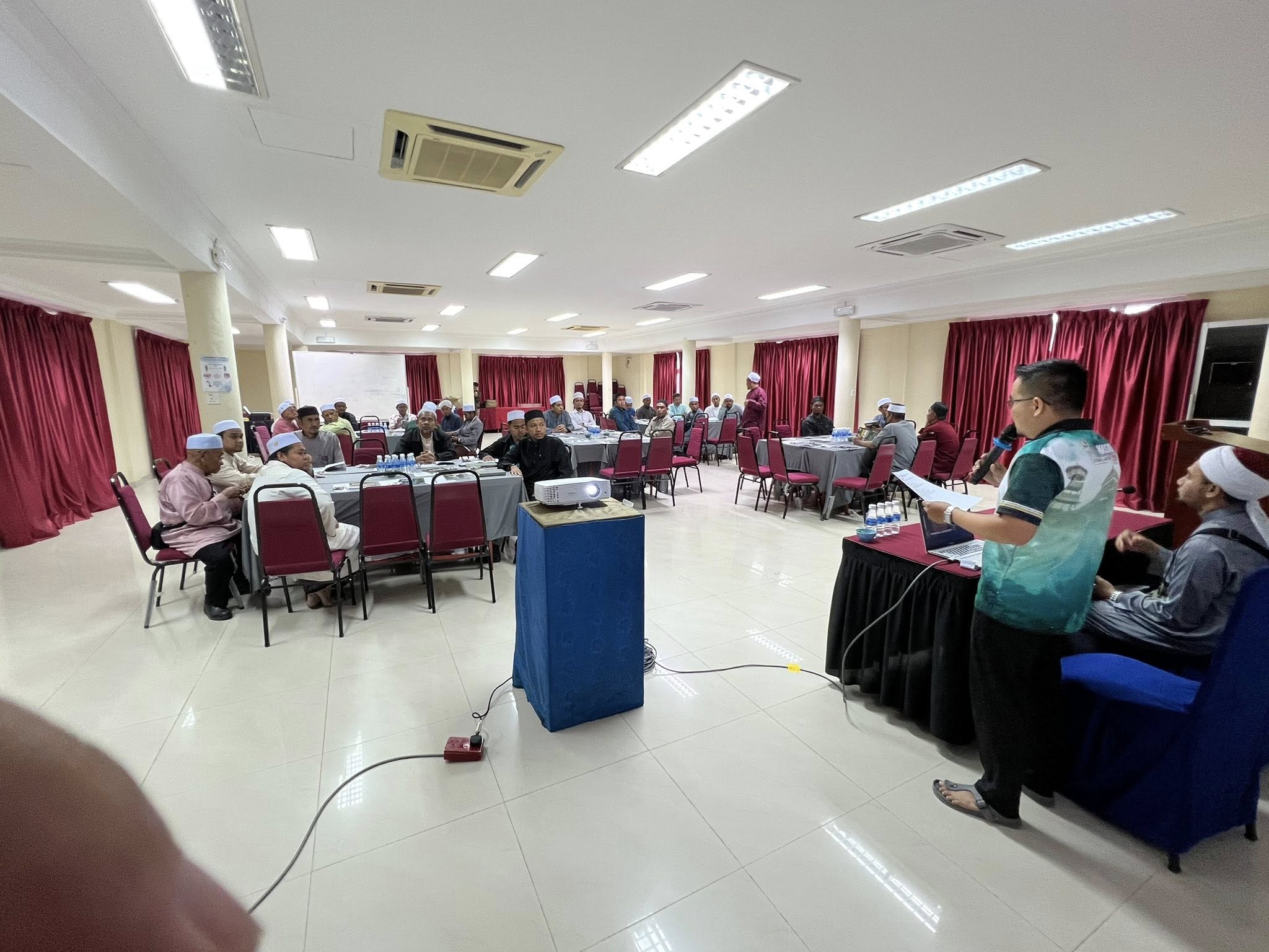 Kursus Tahsin Al-Quran Kepada Pegawai Masjid Mukim Jajahan Gua Musang