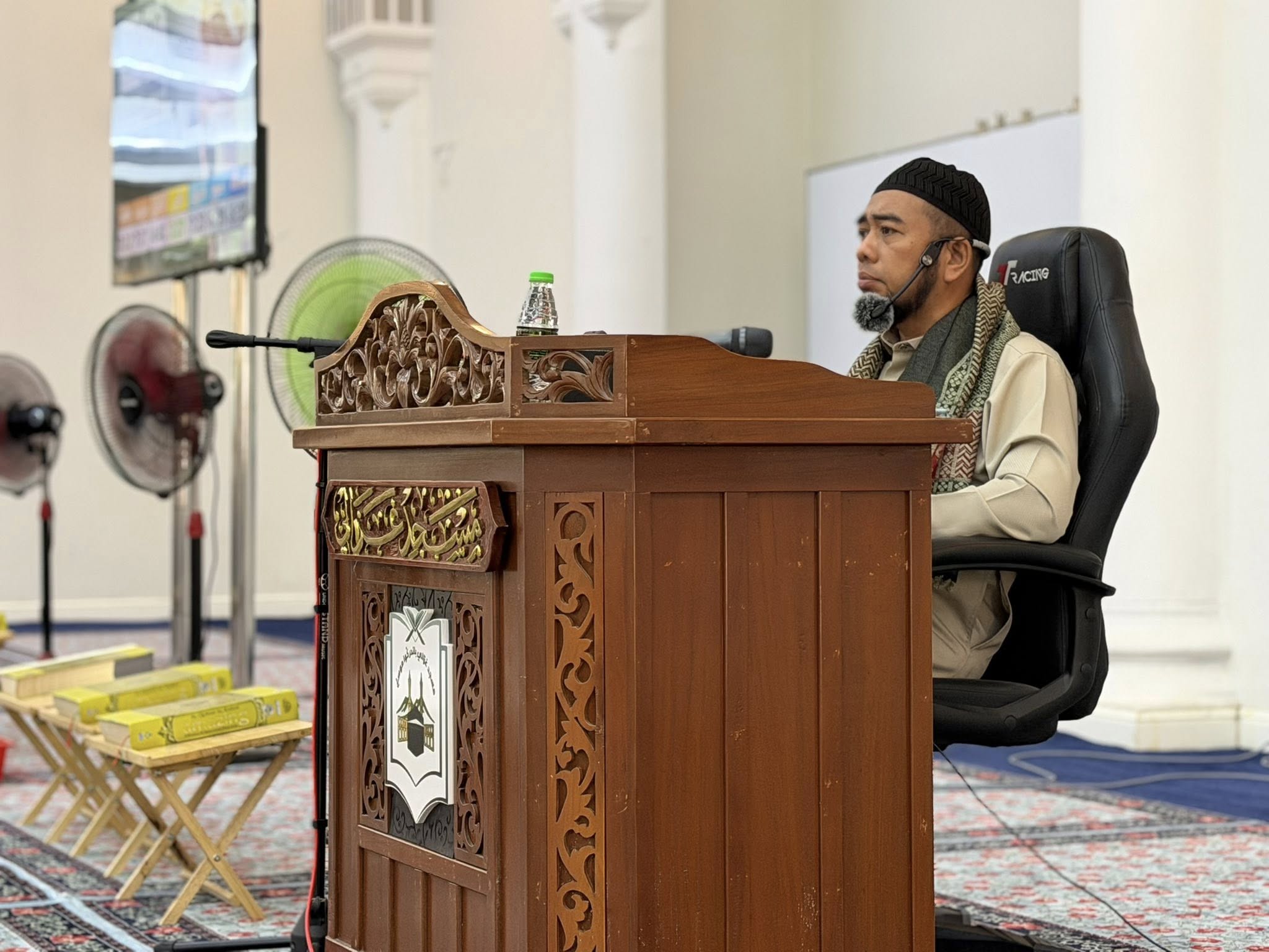 Kuliah selepas solat Jumaat